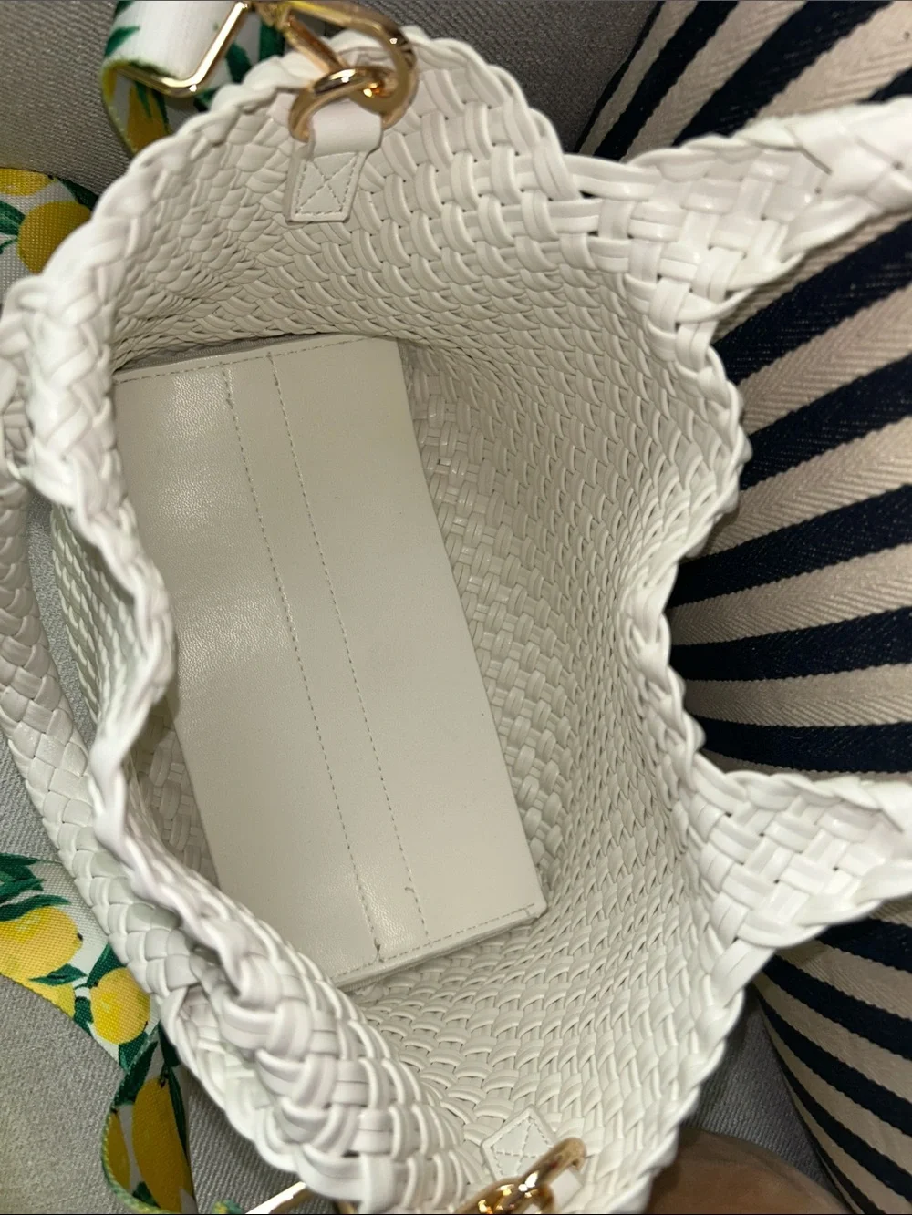 Woven White Shoulder Bag with Lemon-Print Strap